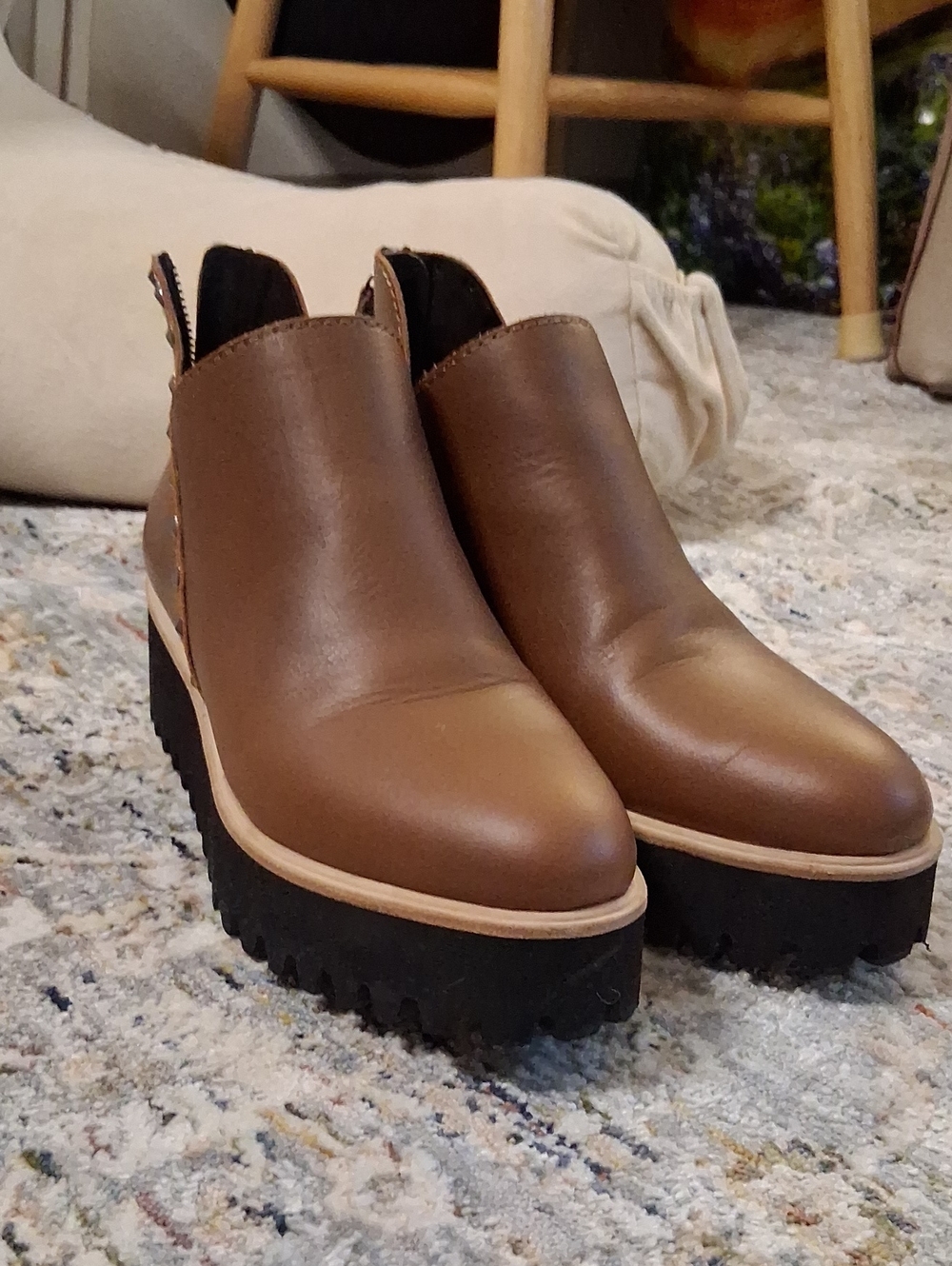 *All Black* Brown Leather Platform Ankle Boots with Stud Trim - Picture 6 of 6